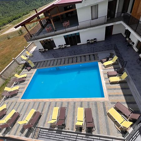 Anne'S Hotel In Mestia Extérieur photo